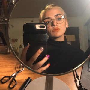 Meet your Posher, Samantha